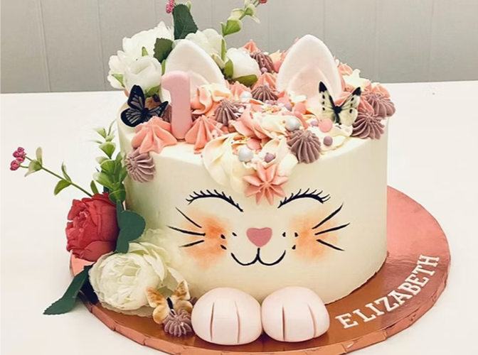 Cat themed cake