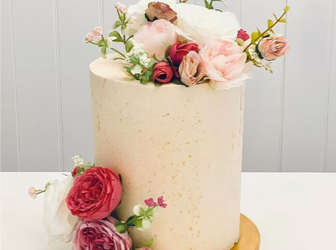 Another flower themed cake
